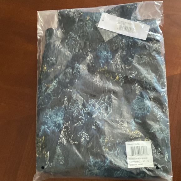Bishop + Young smock neck blouse jasmine print size small - Picture 5 of 5